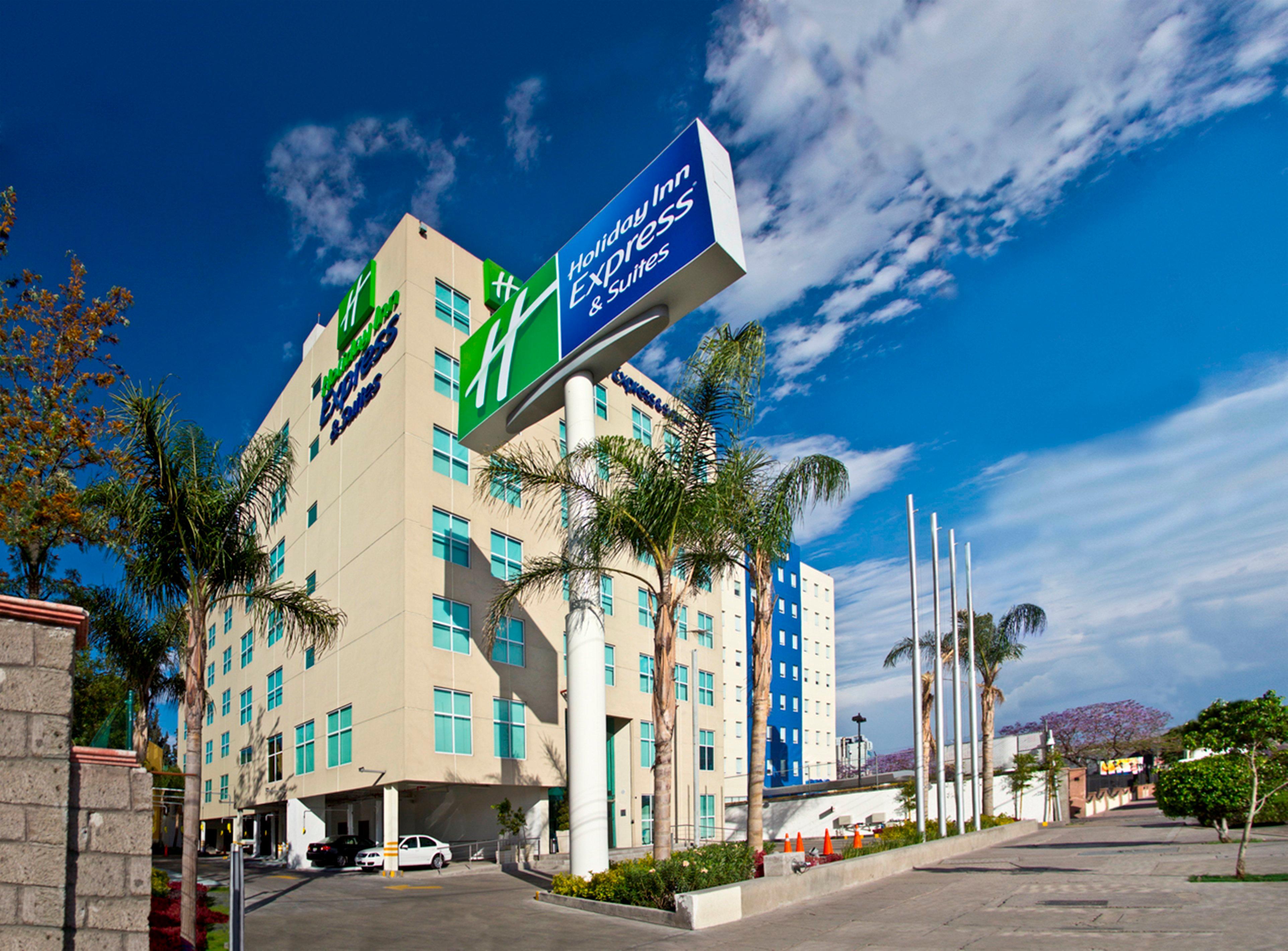 Holiday Inn Express & Suites Queretaro, An Ihg Hotel Exterior foto